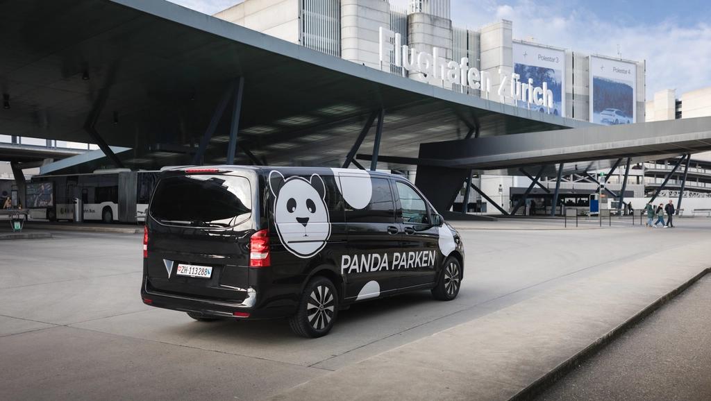 Bequemer Shuttle-Service verfügbar bei Panda Parken.